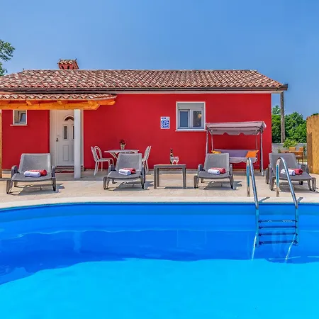 Holiday home Amazing In With Wifi